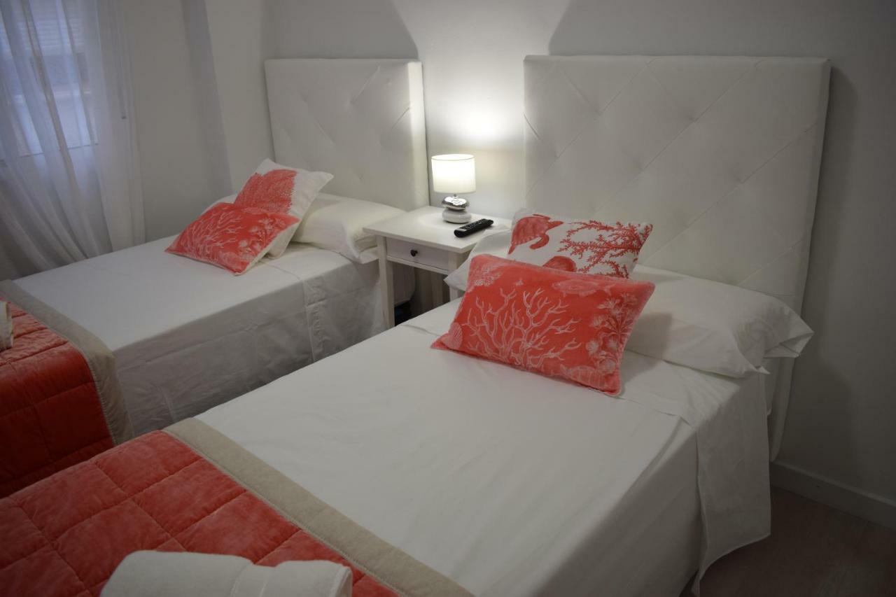 Apartamento Chapaprieta 1 Торевиеха Екстериор снимка